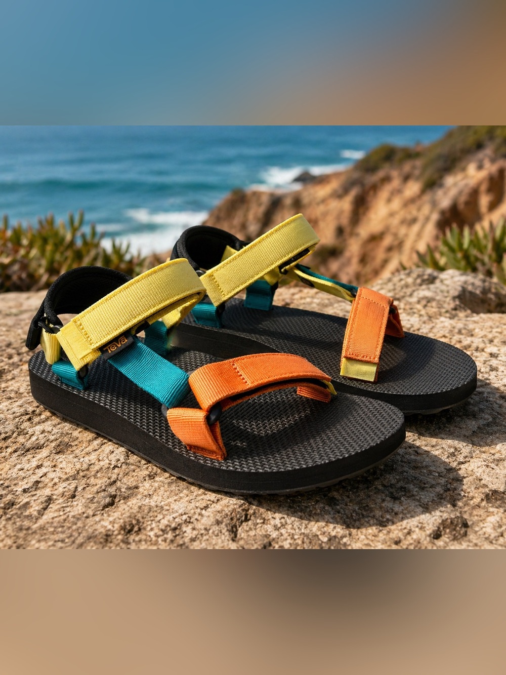 Teva Original Universal Sandals Mens 10 Colorblock Yellow Orange Blue EUC